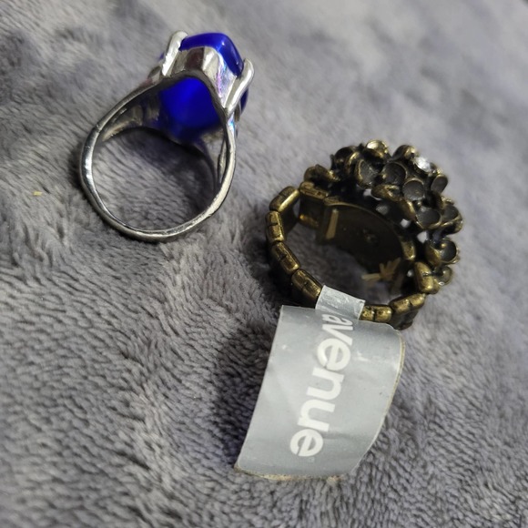 2 PLUS SIZE RINGS BROWN FLOWER AND BLUE - Picture 2 of 2